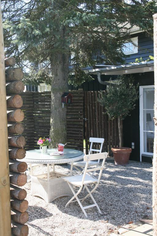 Villa Humlebaek B&B Exterior foto
